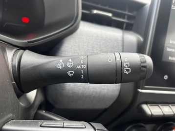 Image véhicule  Renault CLIO (13)