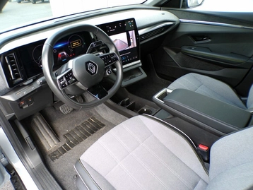 Image véhicule  Renault MEGANE E-TECH (15)