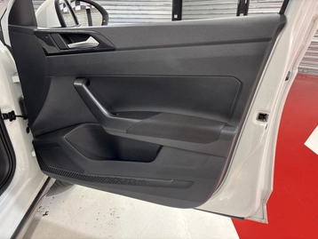 Image véhicule  Volkswagen TAIGO (24)