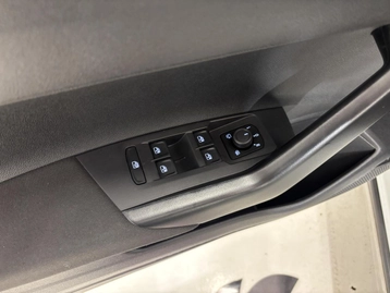 Image véhicule  Volkswagen TAIGO (8)