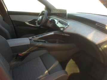 Image véhicule  Peugeot 5008 (2)