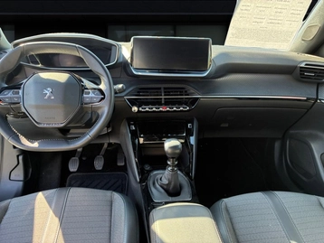 Image véhicule  Peugeot 2008 (13)