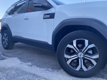 Image véhicule  Dacia BIGSTER (7)