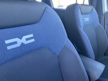 Image véhicule  Dacia BIGSTER (17)