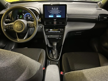 Image véhicule Toyota YARIS CROSS (15) Image véhicule Toyota YARIS CROSS (15)