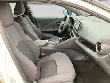 Image véhicule  Toyota C-HR (17)