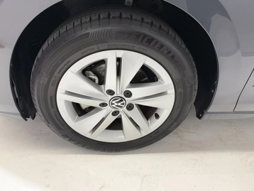 Image véhicule  Volkswagen GOLF (13)