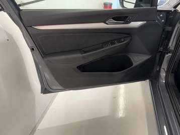 Image véhicule  Volkswagen GOLF (14)