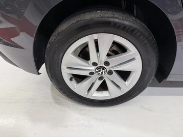 Image véhicule  Volkswagen GOLF (9)