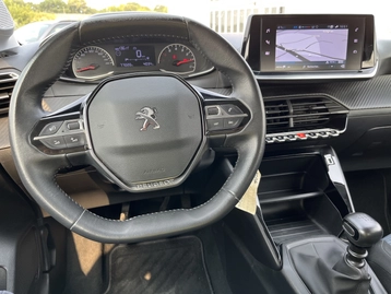 Image véhicule  Peugeot 208 (7)