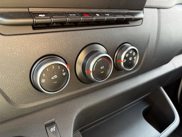 Image véhicule  Renault MASTER (20)