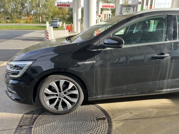 Image véhicule  Renault MEGANE IV ESTATE (1)