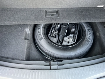 Image véhicule  Renault MEGANE IV ESTATE (9)