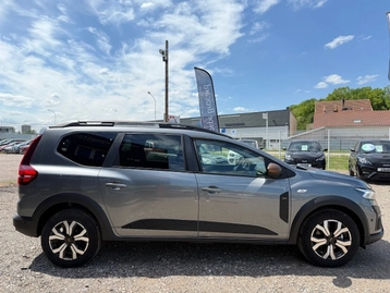 Image véhicule  Dacia JOGGER (4)