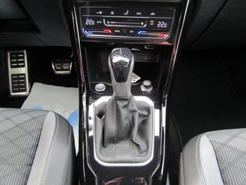 Image véhicule  Volkswagen T-ROC (11)