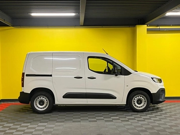 Image véhicule  Fiat DOBLO (25) Image véhicule  Fiat DOBLO (25)