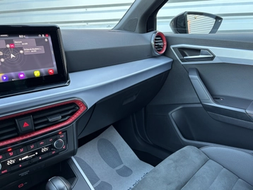 Image véhicule  Seat ARONA (27)