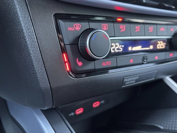 Image véhicule  Seat ARONA (23)