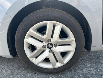 Image véhicule  Renault CLIO (6)