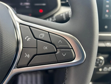 Image véhicule  Renault CLIO (22)