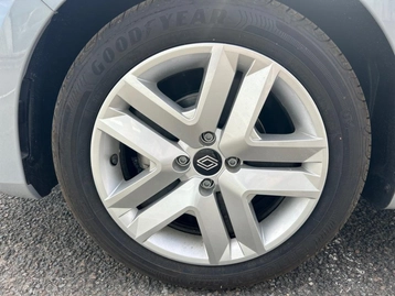 Image véhicule  Renault CLIO (8)
