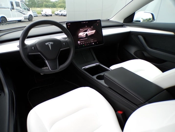 Image véhicule  Tesla MODEL 3 (13)