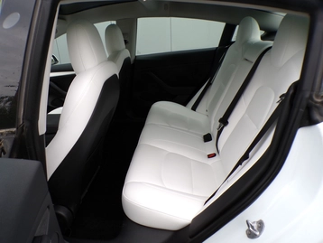 Image véhicule  Tesla MODEL 3 (11)