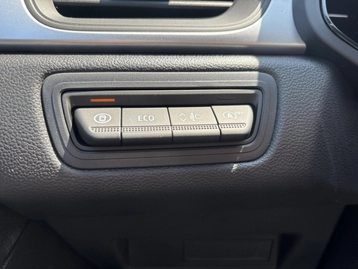 Image véhicule  Renault CAPTUR (23)