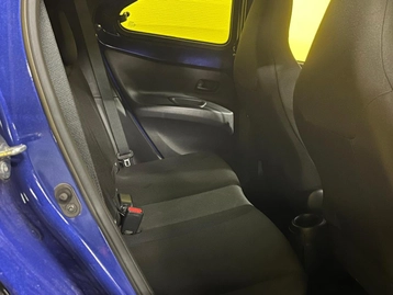 Image véhicule Toyota AYGO (9) Image véhicule Toyota AYGO (9)