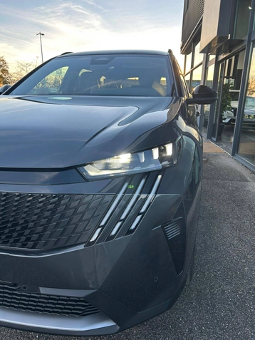 Image véhicule  Peugeot 5008 (6)