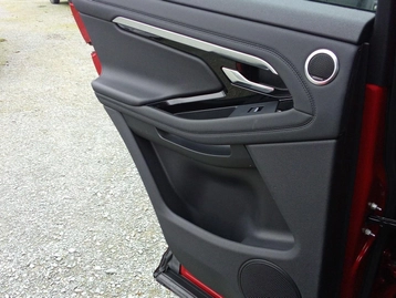 Image véhicule  Land Rover EVOQUE (25)