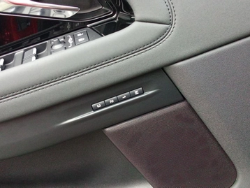 Image véhicule  Land Rover EVOQUE (45)