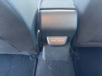 Image véhicule  Volkswagen POLO (38)