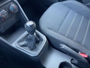 Image véhicule  Dacia Sandero Stepway (3) (14)