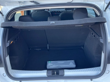 Image véhicule  Dacia Sandero Stepway (3) (4)