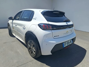 Image véhicule  Peugeot 208 (1)