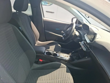 Image véhicule  Peugeot 208 (3)