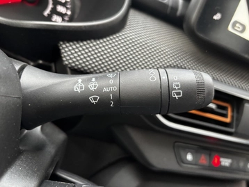 Image véhicule  Dacia SANDERO (13)