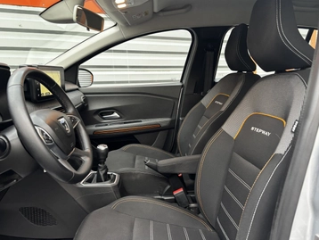 Image véhicule  Dacia SANDERO (3)