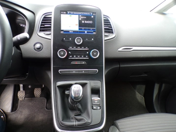 Image véhicule  Renault SCENIC IV (12)