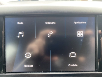 Image véhicule  Peugeot 208 (7)