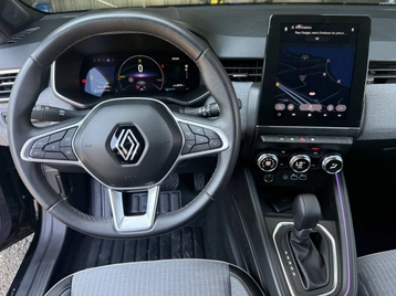 Image véhicule  Renault CLIO (8)