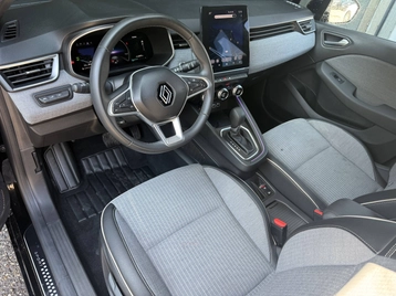 Image véhicule  Renault CLIO (5)