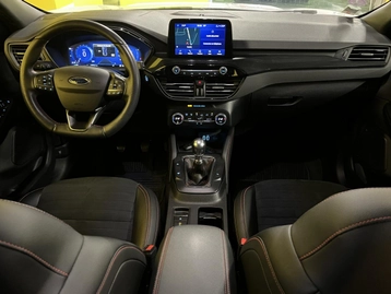 Image véhicule  Ford KUGA (16)