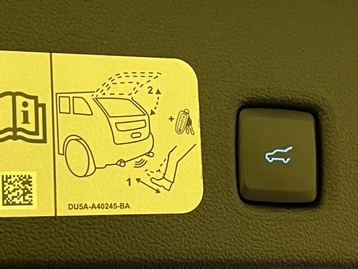 Image véhicule  Ford KUGA (10)