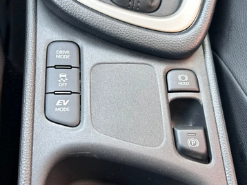Image véhicule  Mazda MAZDA2 HYBRID (18)