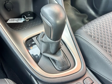 Image véhicule  Mazda MAZDA2 HYBRID (17)