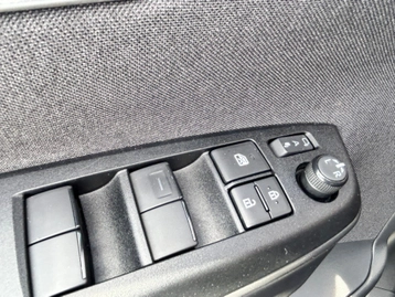 Image véhicule  Mazda MAZDA2 HYBRID (13)