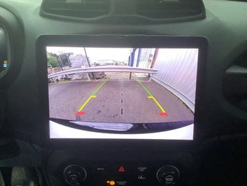 Image véhicule  Jeep RENEGADE (18)