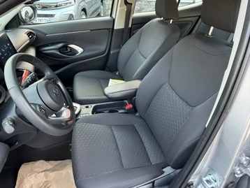 Image véhicule  Toyota YARIS CROSS (13)